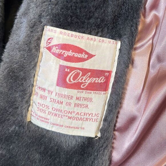 Kerrybrooke Odyna vintage retro faux fur 2 button jacket with hood - Picture 6 of 9